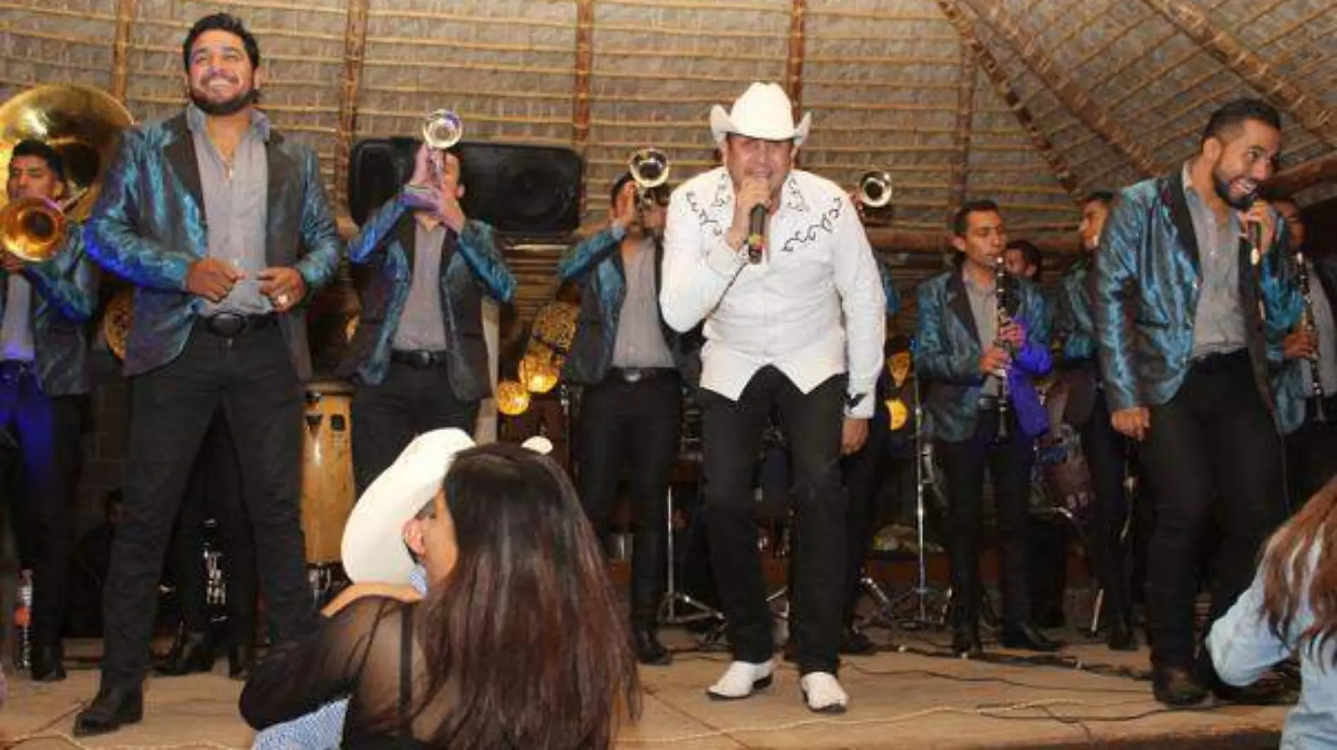 Jaripeo interior (1)